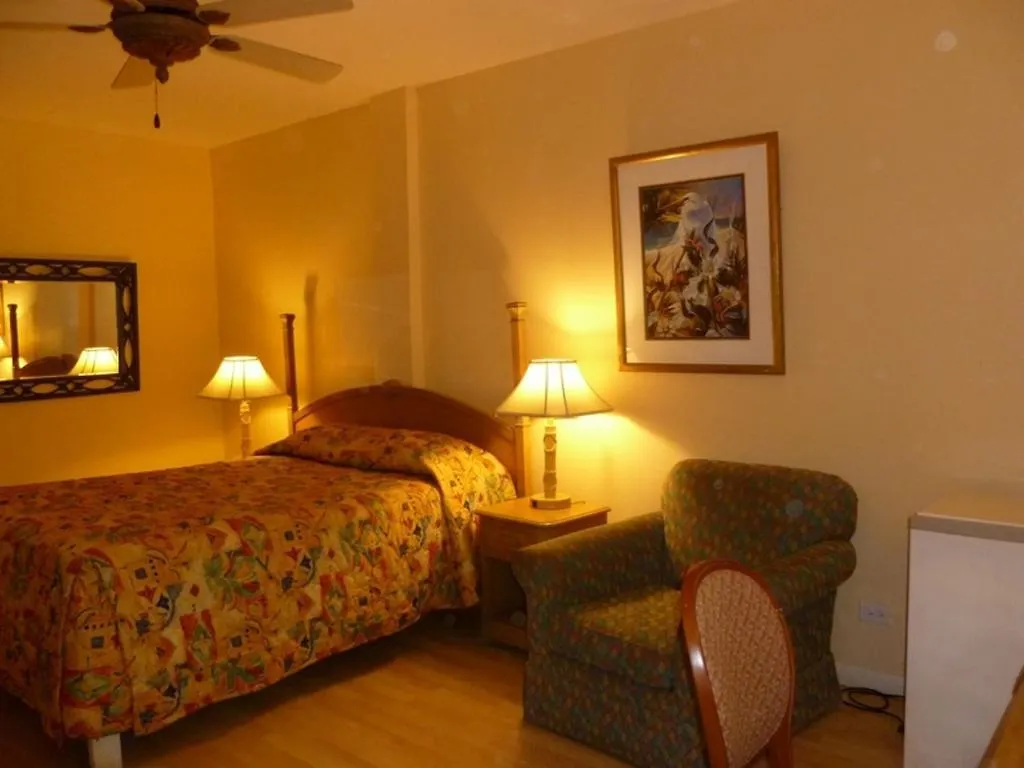 Orchard Garden Hotel Nassau Motel